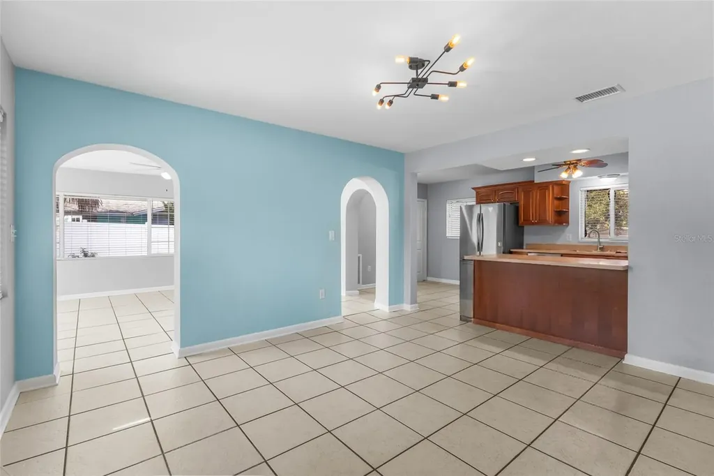 605 S Florida Avenue Tarpon Springs FL 34689