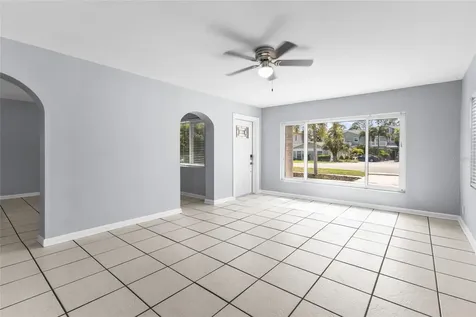 605 S Florida Avenue Tarpon Springs FL 34689