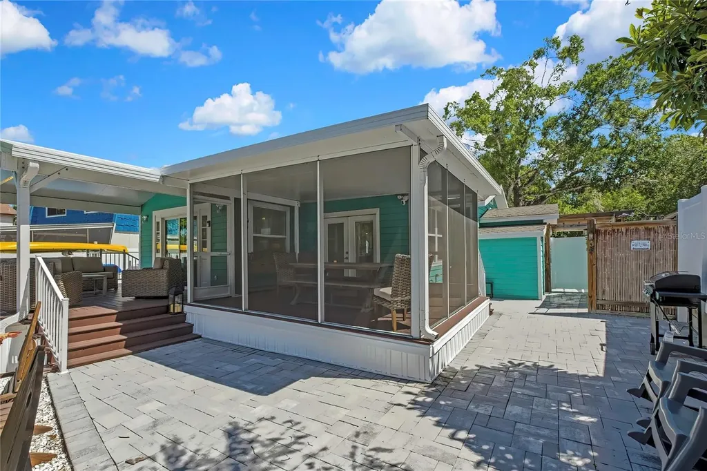 6080 Waverly Road Weeki Wachee FL 34607