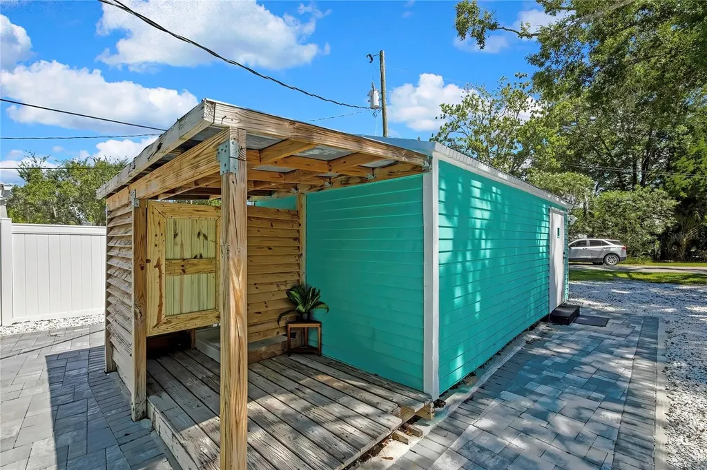 6080 Waverly Road Weeki Wachee FL 34607