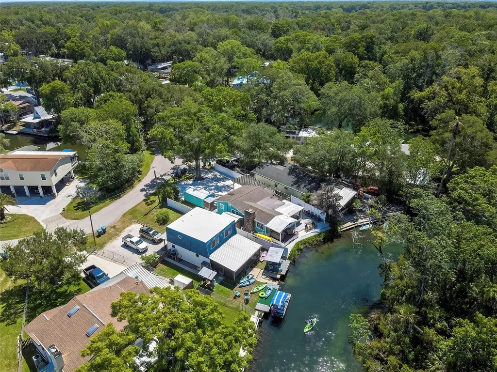 6080 Waverly Road Weeki Wachee FL 34607