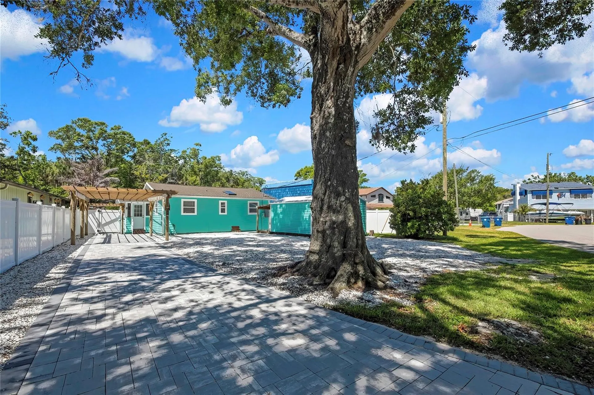 6080 Waverly Road Weeki Wachee FL 34607