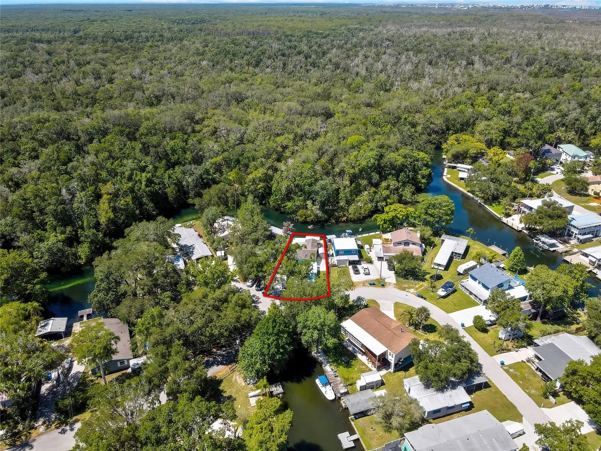 6080 Waverly Road Weeki Wachee FL 34607