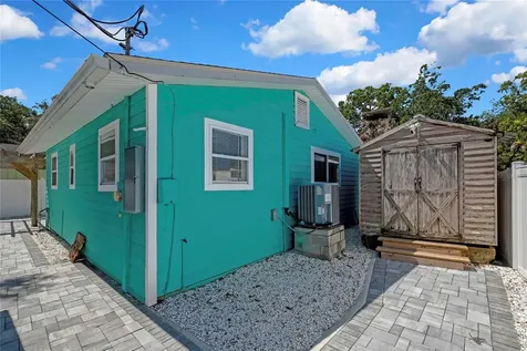 6080 Waverly Road Weeki Wachee FL 34607