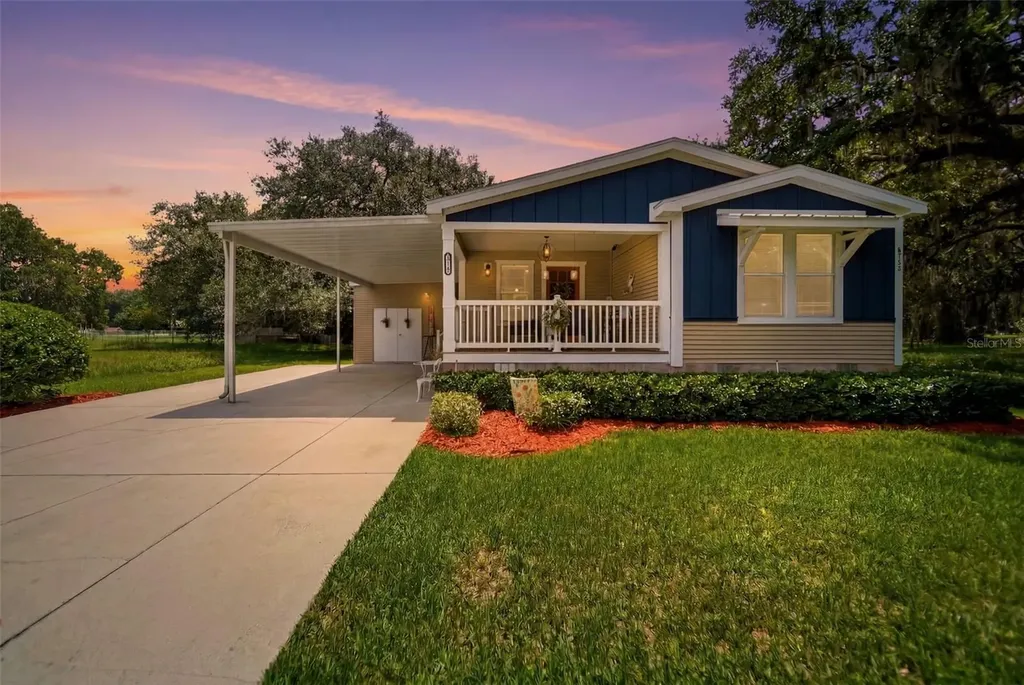 25138 Buttonwood Drive Astatula FL 34705