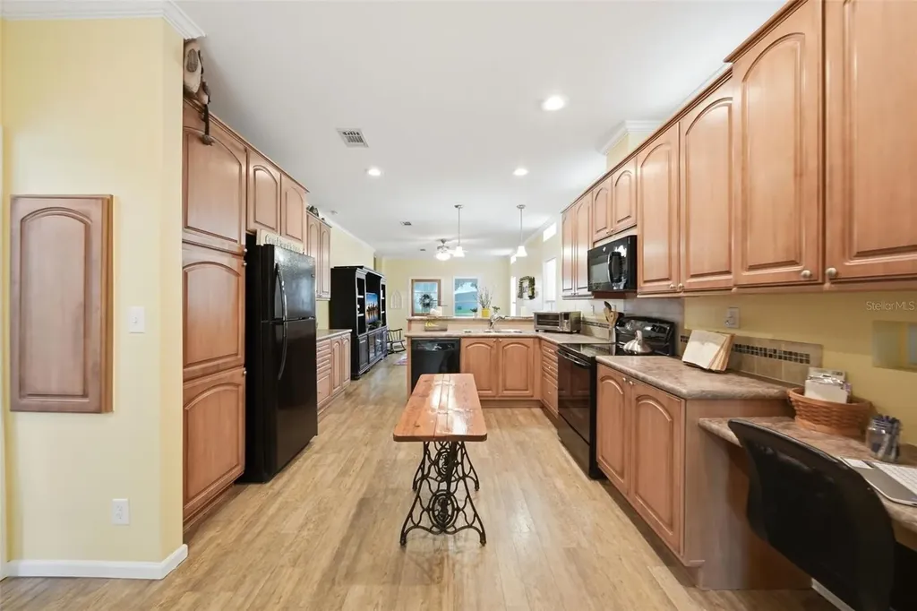 25138 Buttonwood Drive Astatula FL 34705