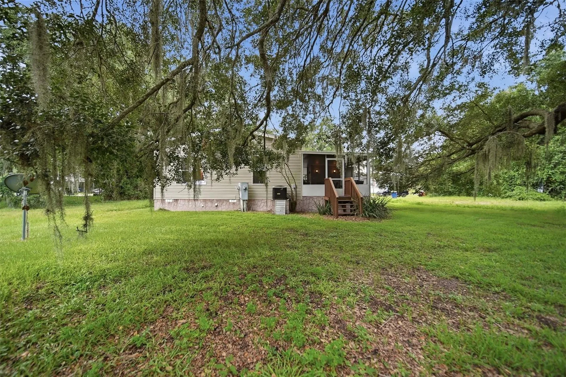 25138 Buttonwood Drive Astatula FL 34705