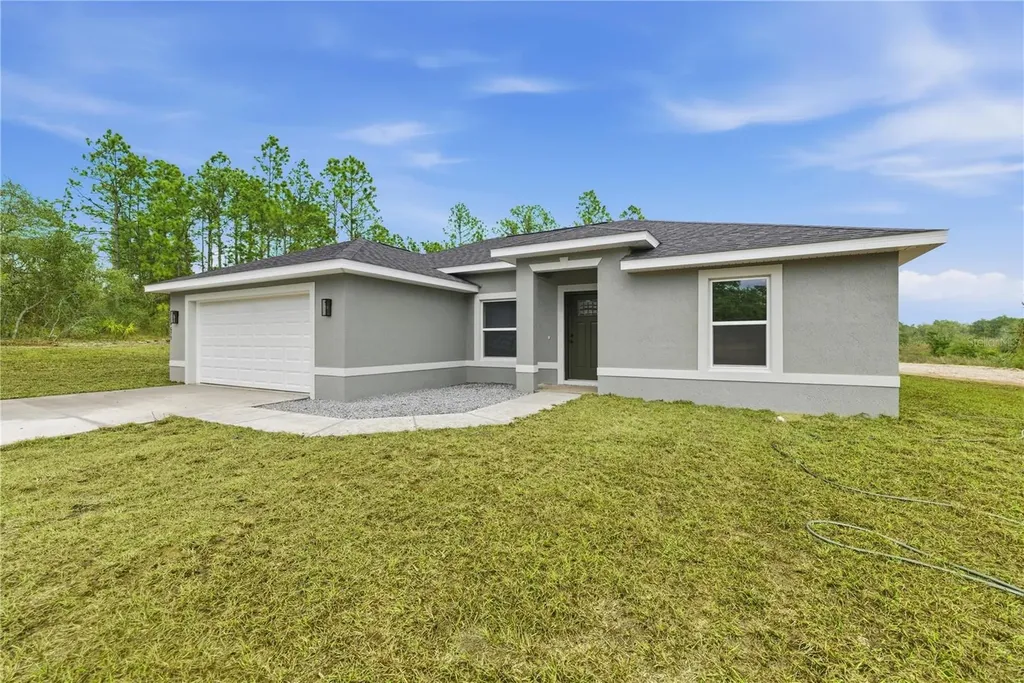 20 Locust Loop Circle Ocala FL 34472