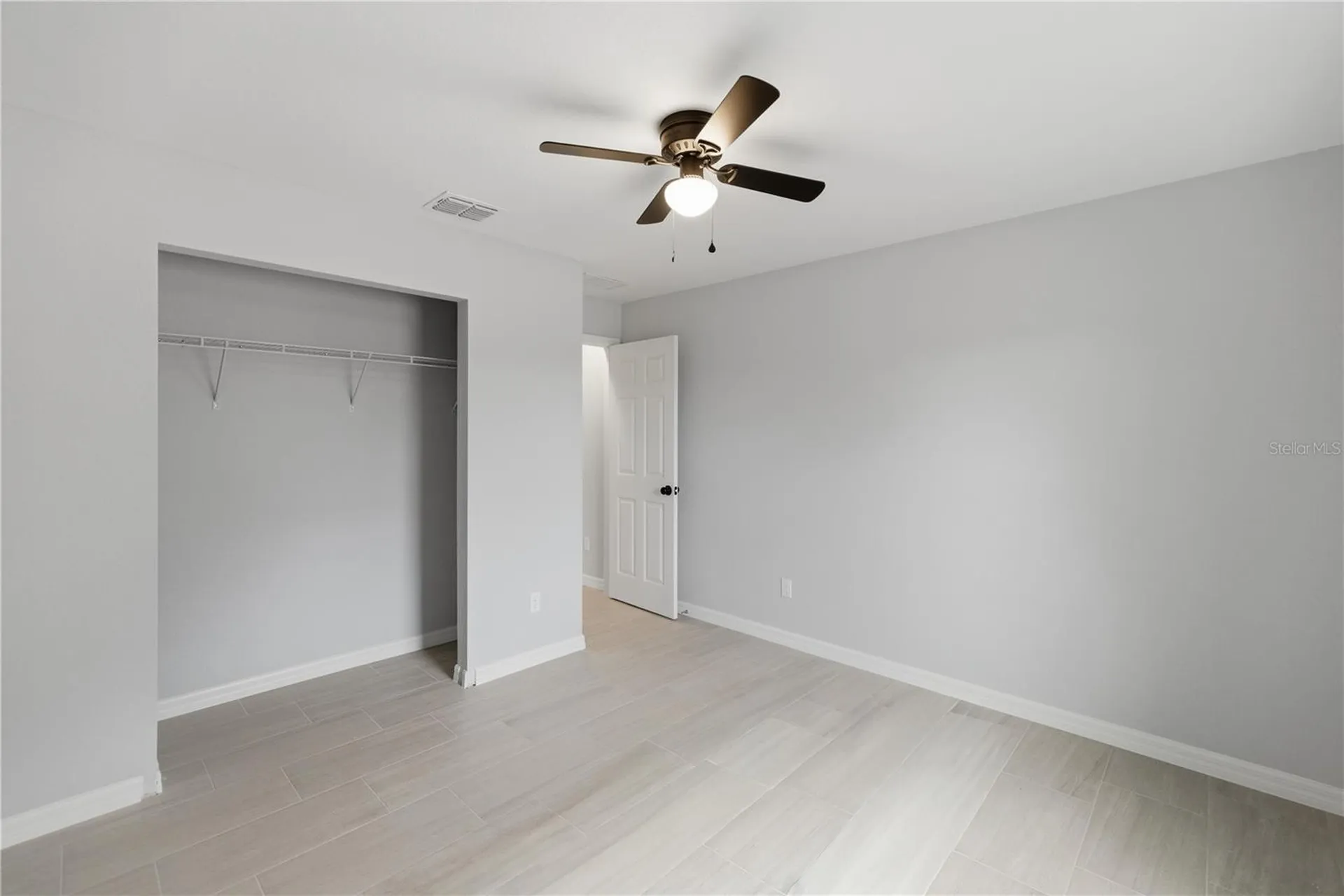 20 Locust Loop Circle Ocala FL 34472