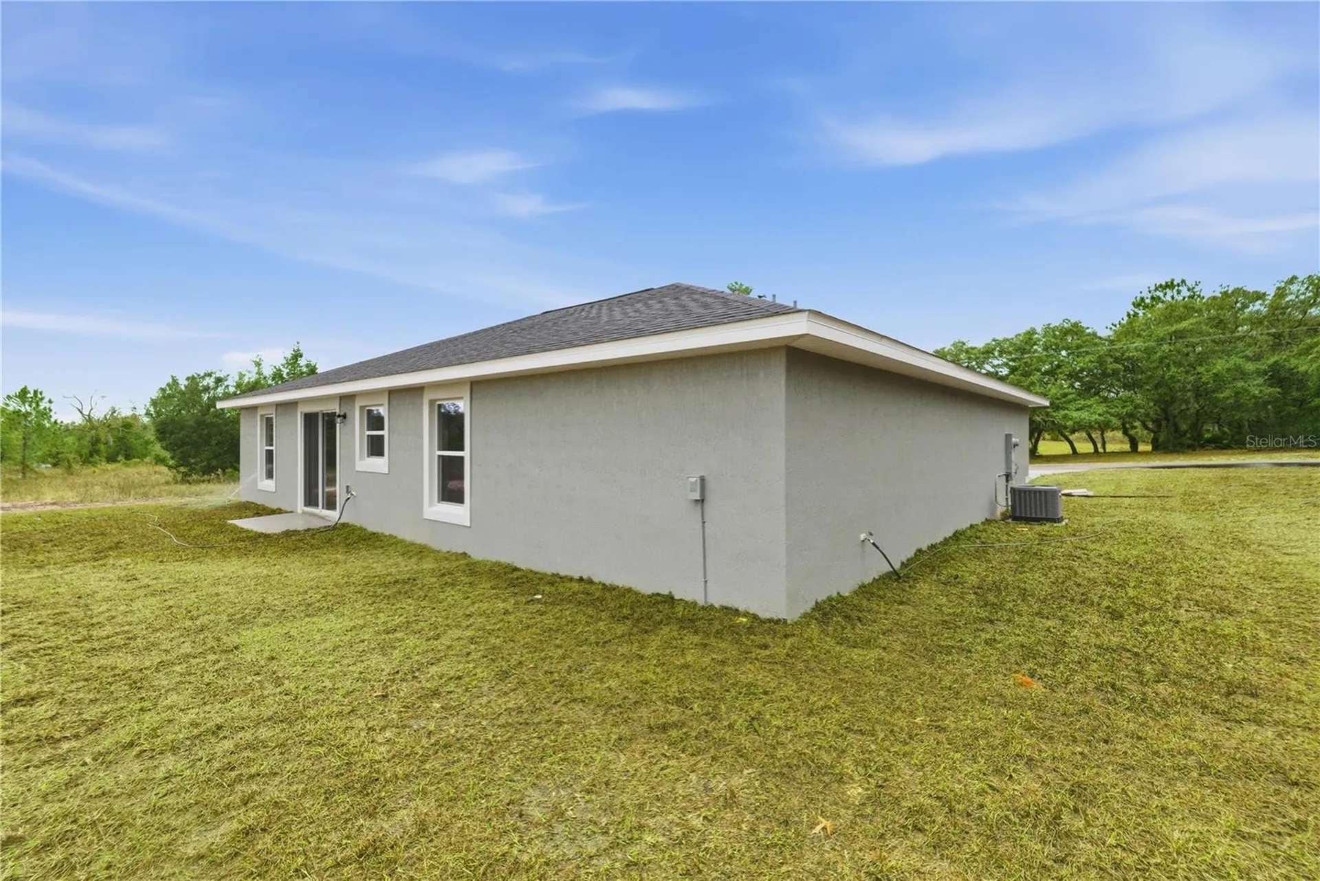 20 Locust Loop Circle Ocala FL 34472