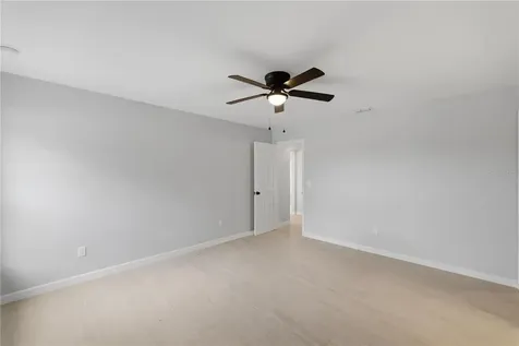 20 Locust Loop Circle Ocala FL 34472