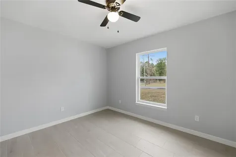 20 Locust Loop Circle Ocala FL 34472