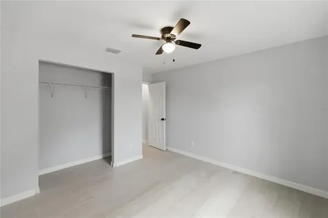 20 Locust Loop Circle Ocala FL 34472