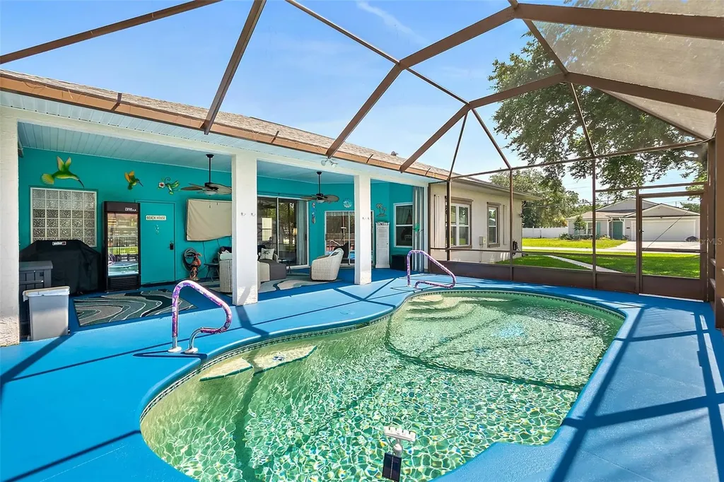 1 Slipper Flower Path E Palm Coast FL 32164