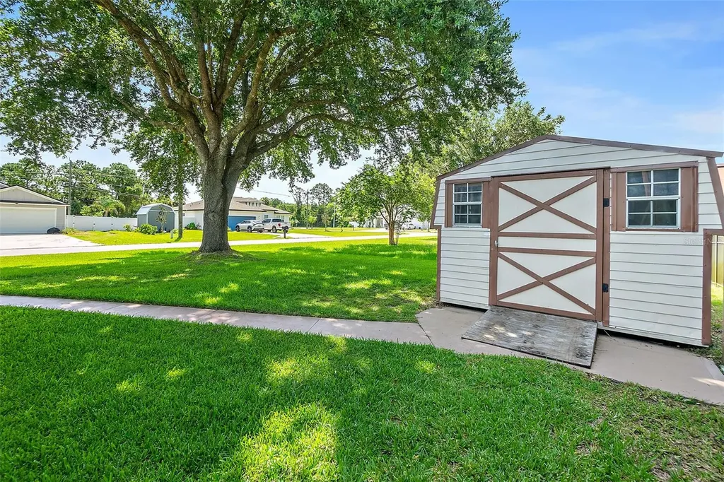 1 Slipper Flower Path E Palm Coast FL 32164