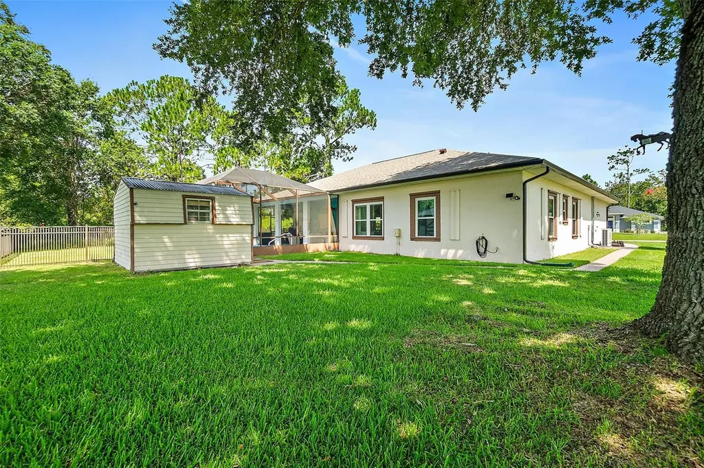1 Slipper Flower Path E Palm Coast FL 32164