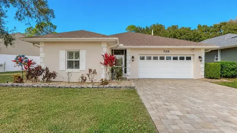 728 Canberra Road Winter Haven FL 33884