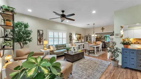 728 Canberra Road Winter Haven FL 33884