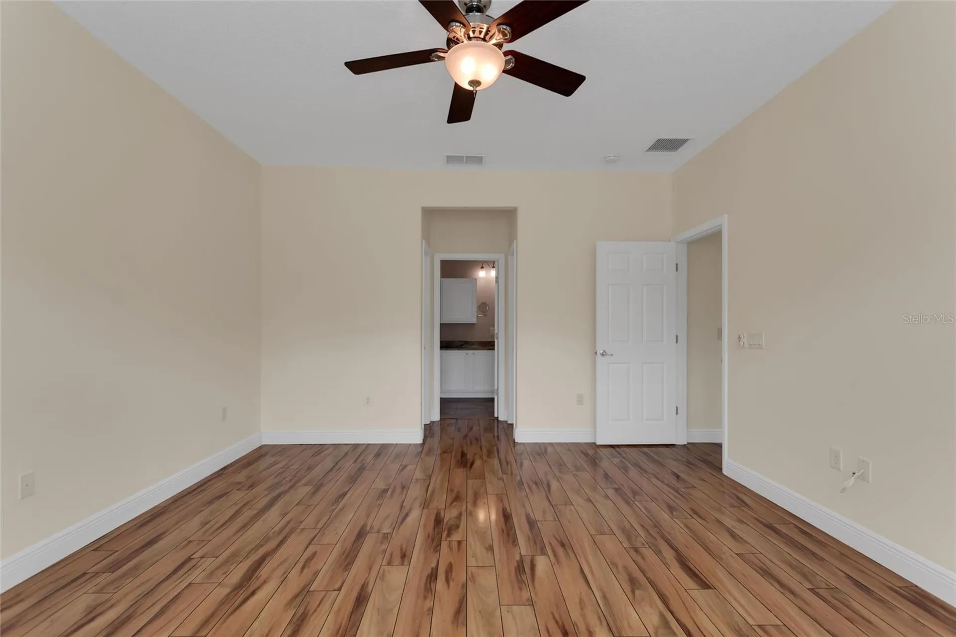 624 Grand Canal Drive Kissimmee FL 34759
