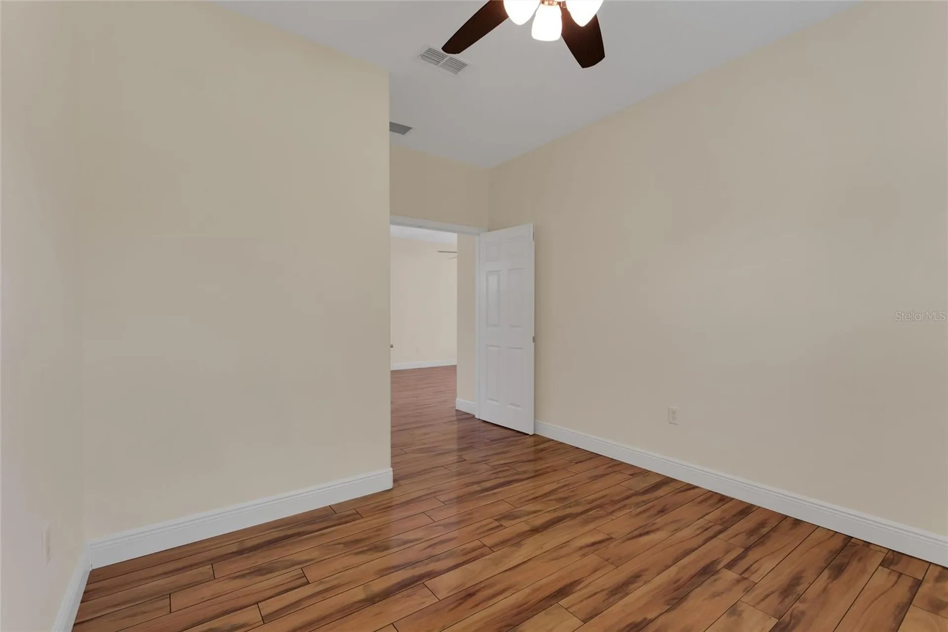 624 Grand Canal Drive Kissimmee FL 34759