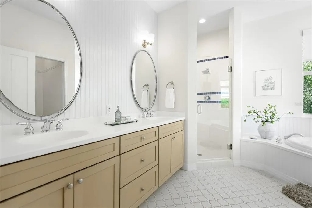 392 Firehouse Lane Longboat Key FL 34228