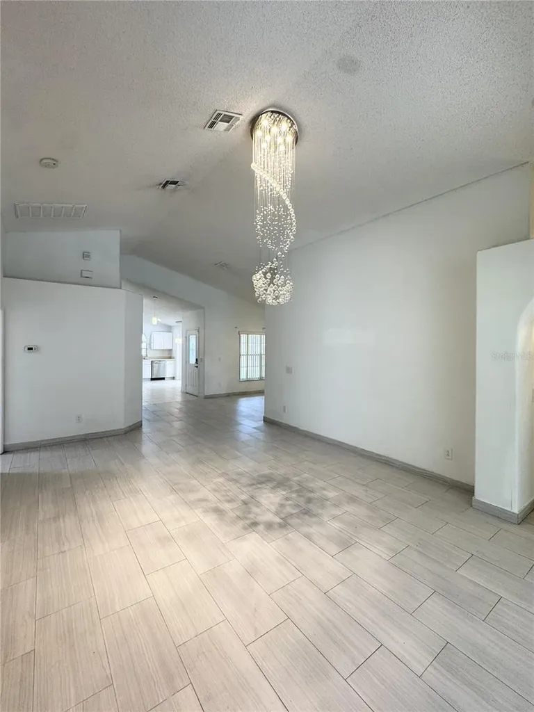 2627 Oneida Loop Kissimmee FL 34747