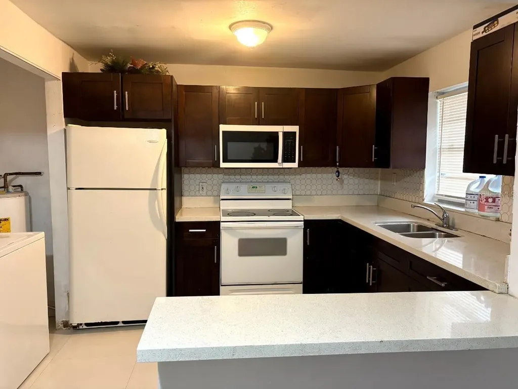 2400 NW 21st Street Fort Lauderdale FL 33311
