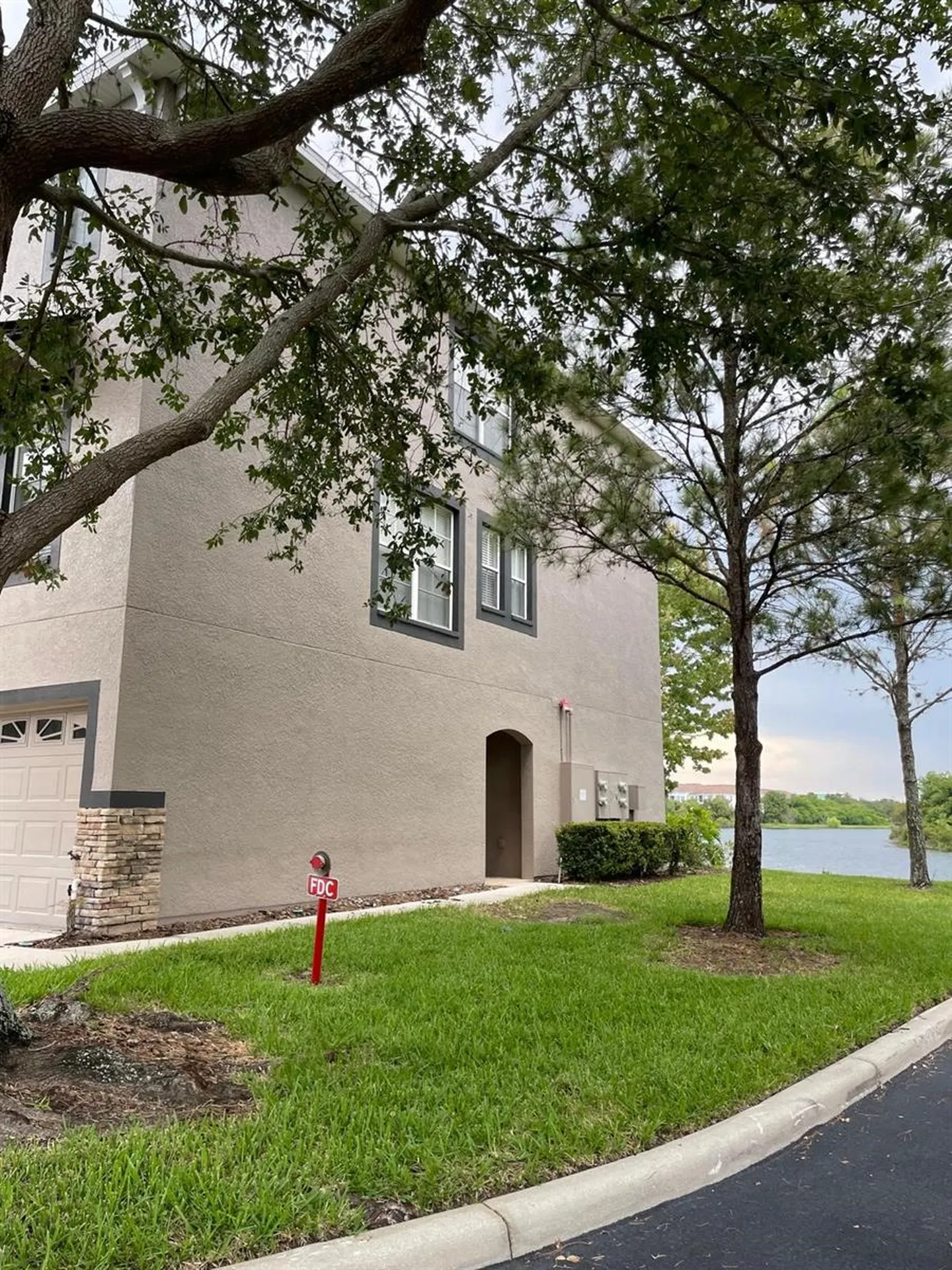 2401 Lexington Oak Drive Brandon FL 33511