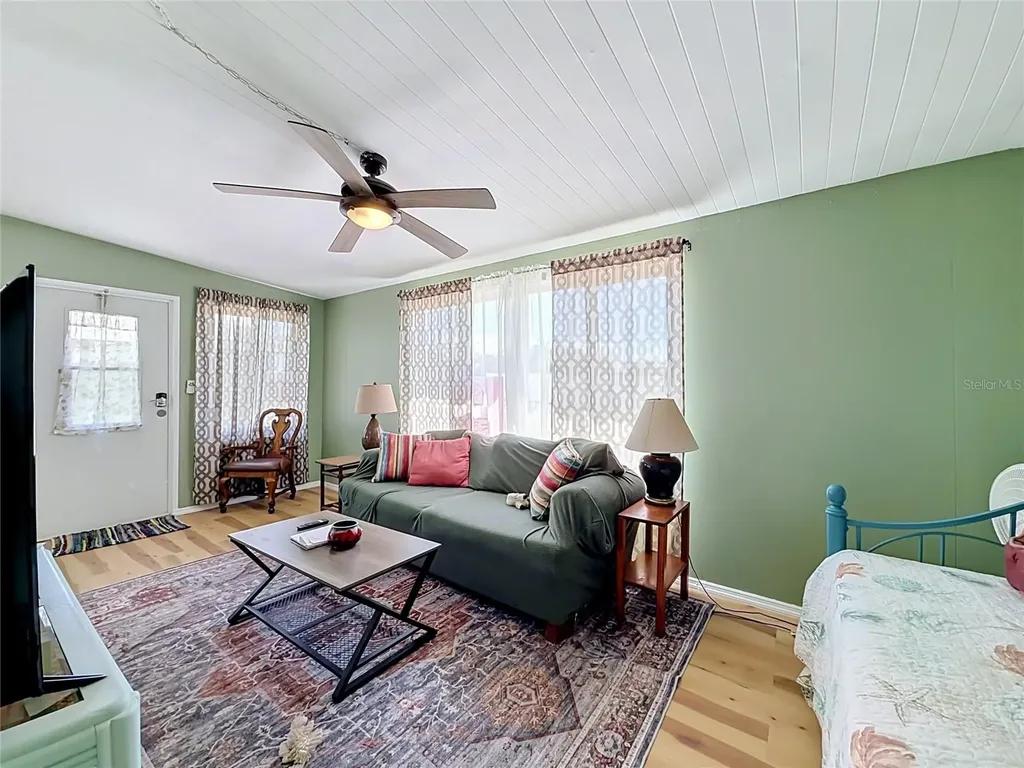 12674 Seminole Boulevard Largo FL 33778