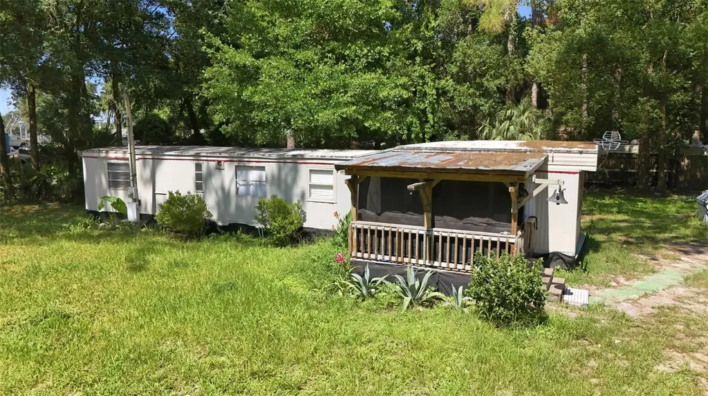 43025 E 3rd Street Paisley FL 32767