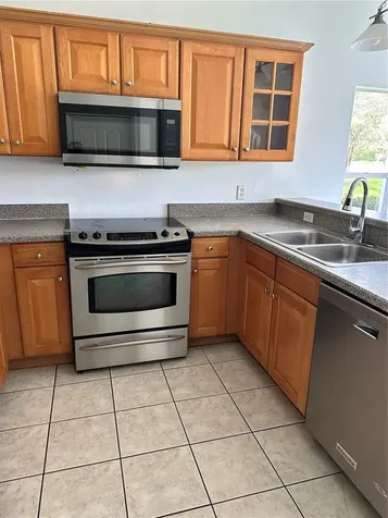 8961 Iron Oak Avenue Tampa FL 33647