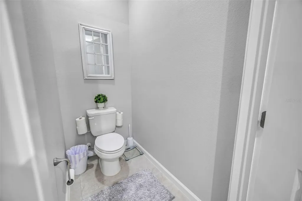 5886 Timberdale Avenue Wesley Chapel FL 33545