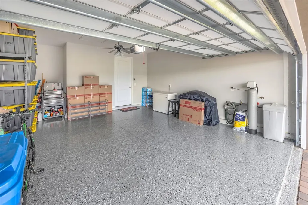 5886 Timberdale Avenue Wesley Chapel FL 33545