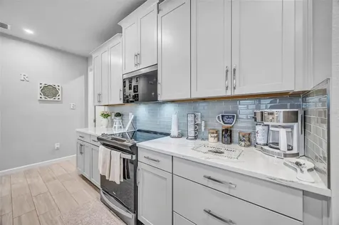 5886 Timberdale Avenue Wesley Chapel FL 33545