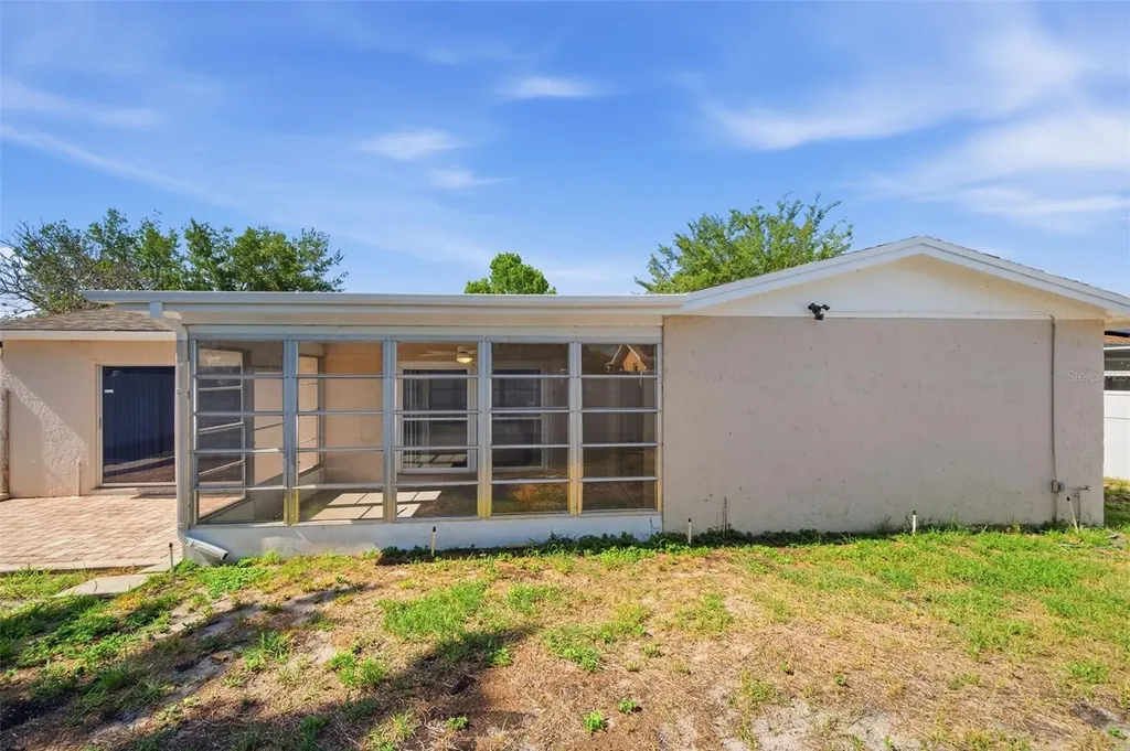8233 Redfield Drive Port Richey FL 34668