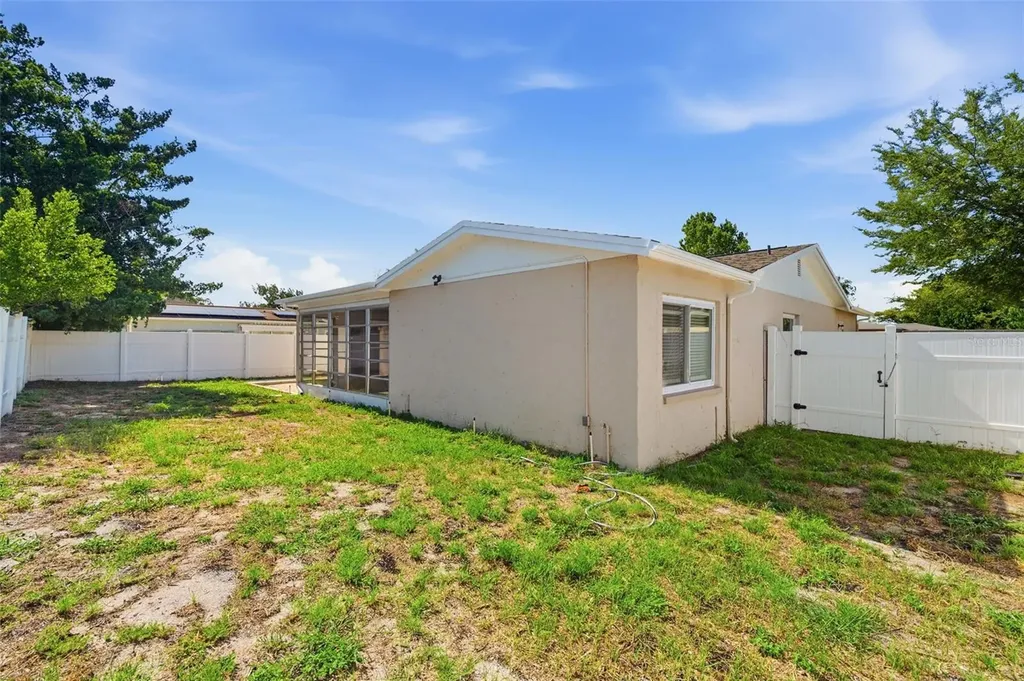 8233 Redfield Drive Port Richey FL 34668