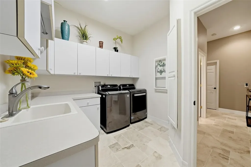 7226 Bryce Point N Pinellas Park FL 33782