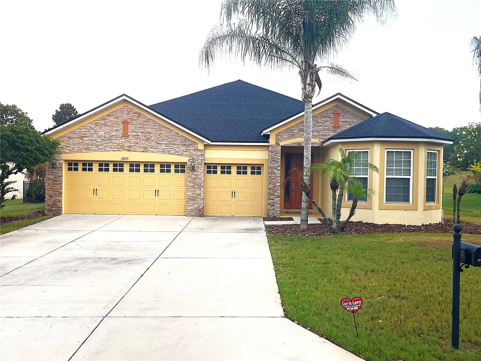 30115 Kladruby Point Mount Dora FL 32757