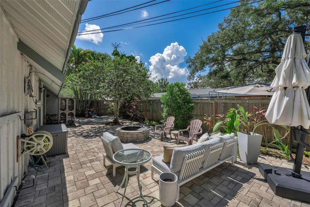 380 Colonial Court Dunedin FL 34698