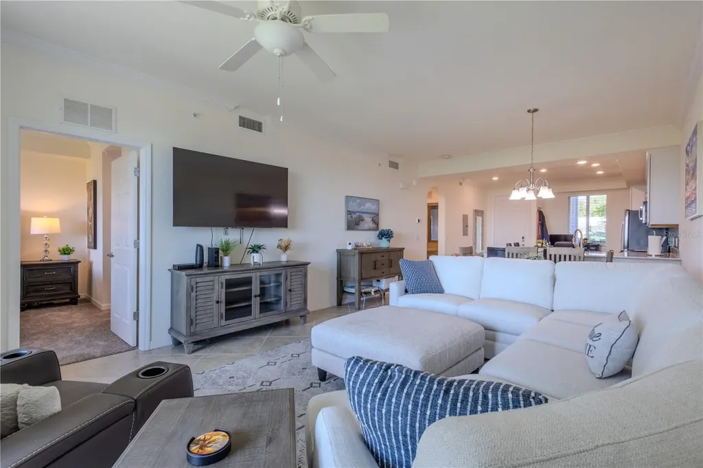 1030 Tidewater Shores Loop Bradenton FL 34208