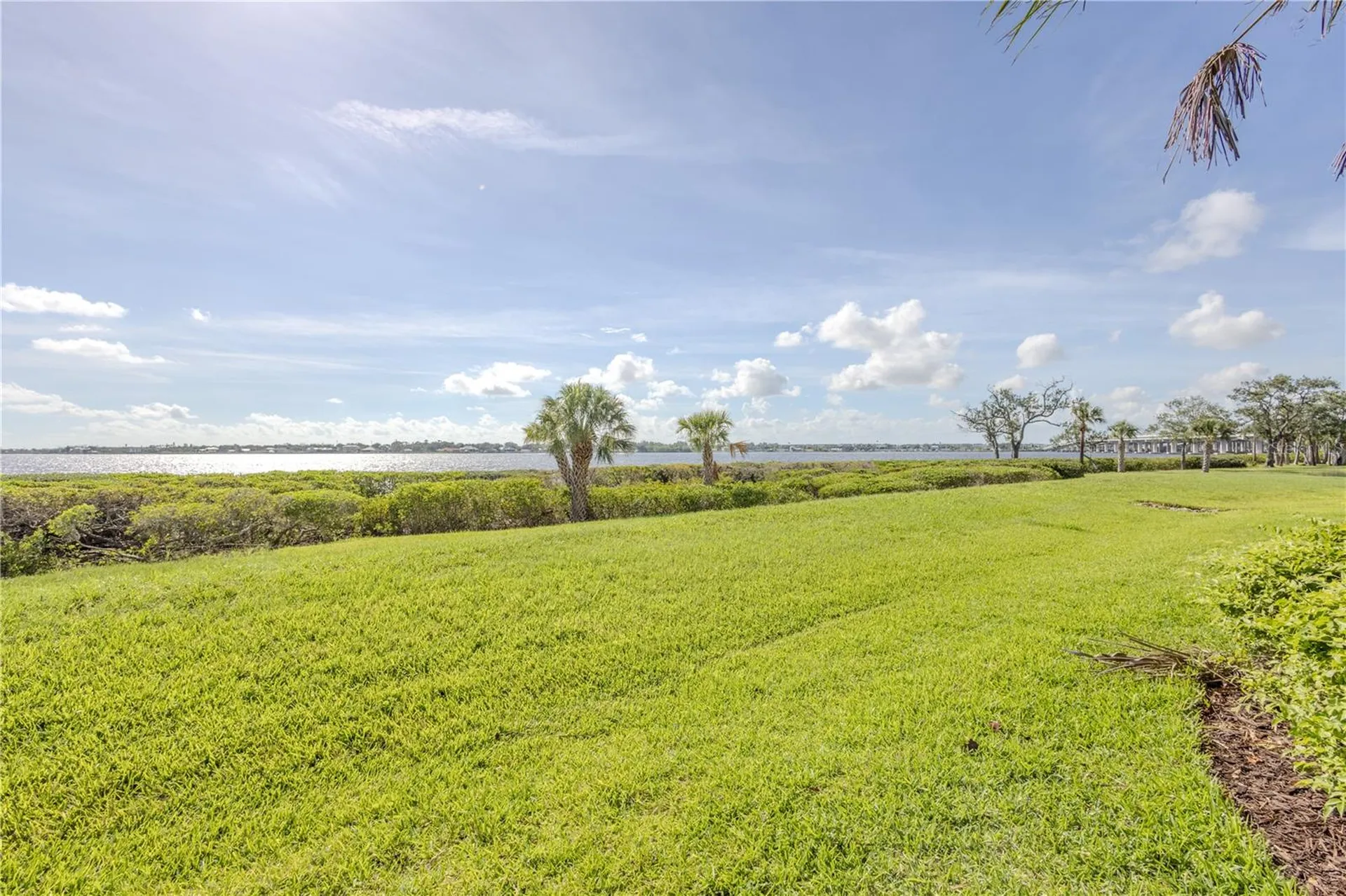 1030 Tidewater Shores Loop Bradenton FL 34208