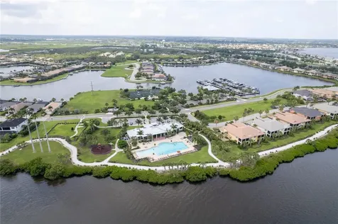 1030 Tidewater Shores Loop Bradenton FL 34208