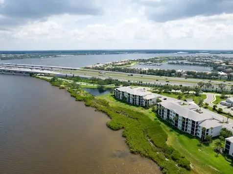 1030 Tidewater Shores Loop Bradenton FL 34208