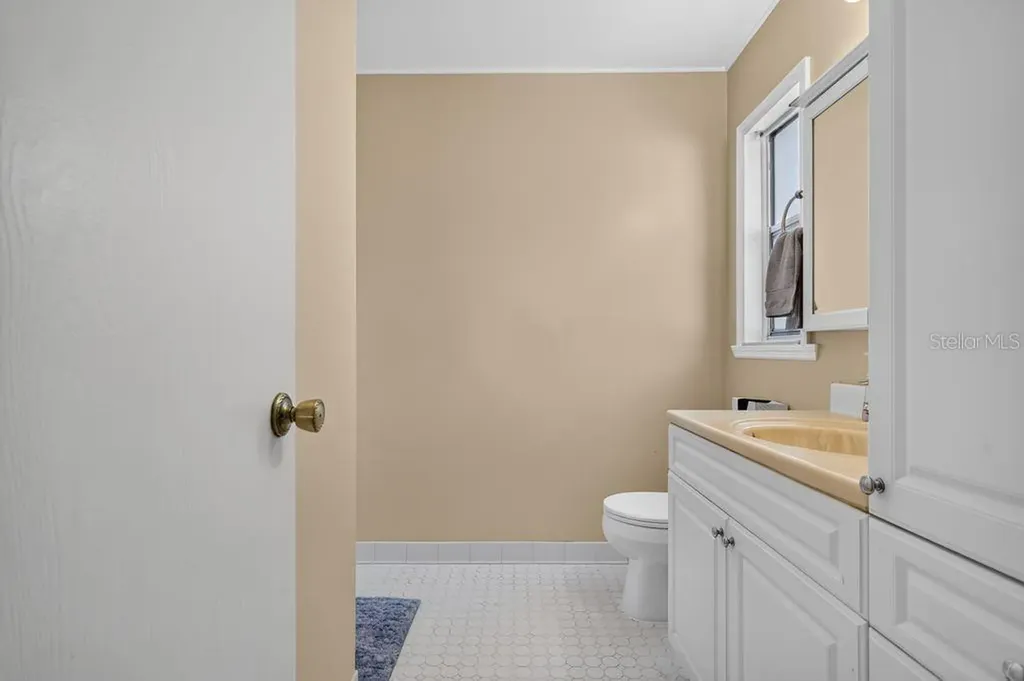 3110 Clovewood Place Seffner FL 33584