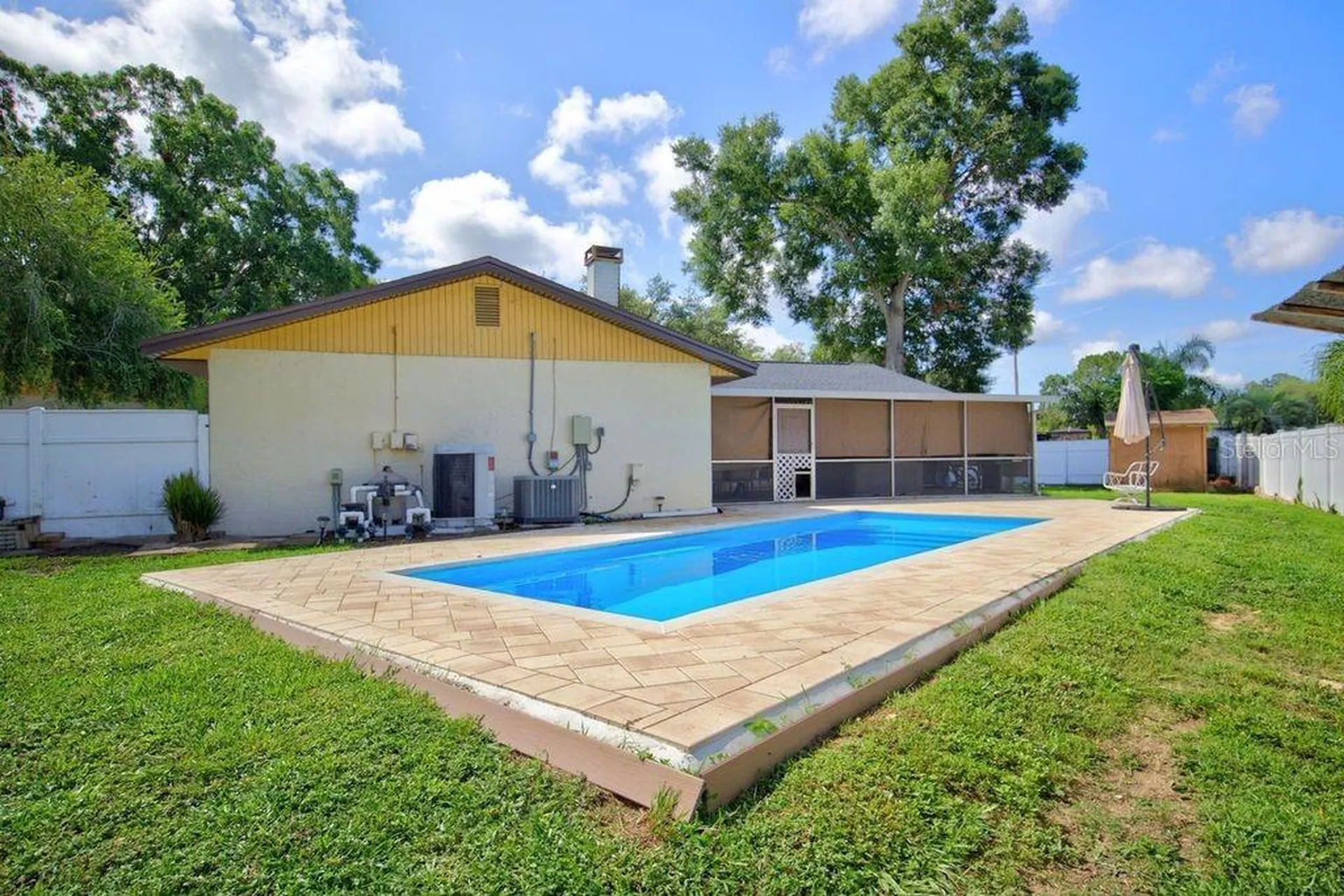 3110 Clovewood Place Seffner FL 33584