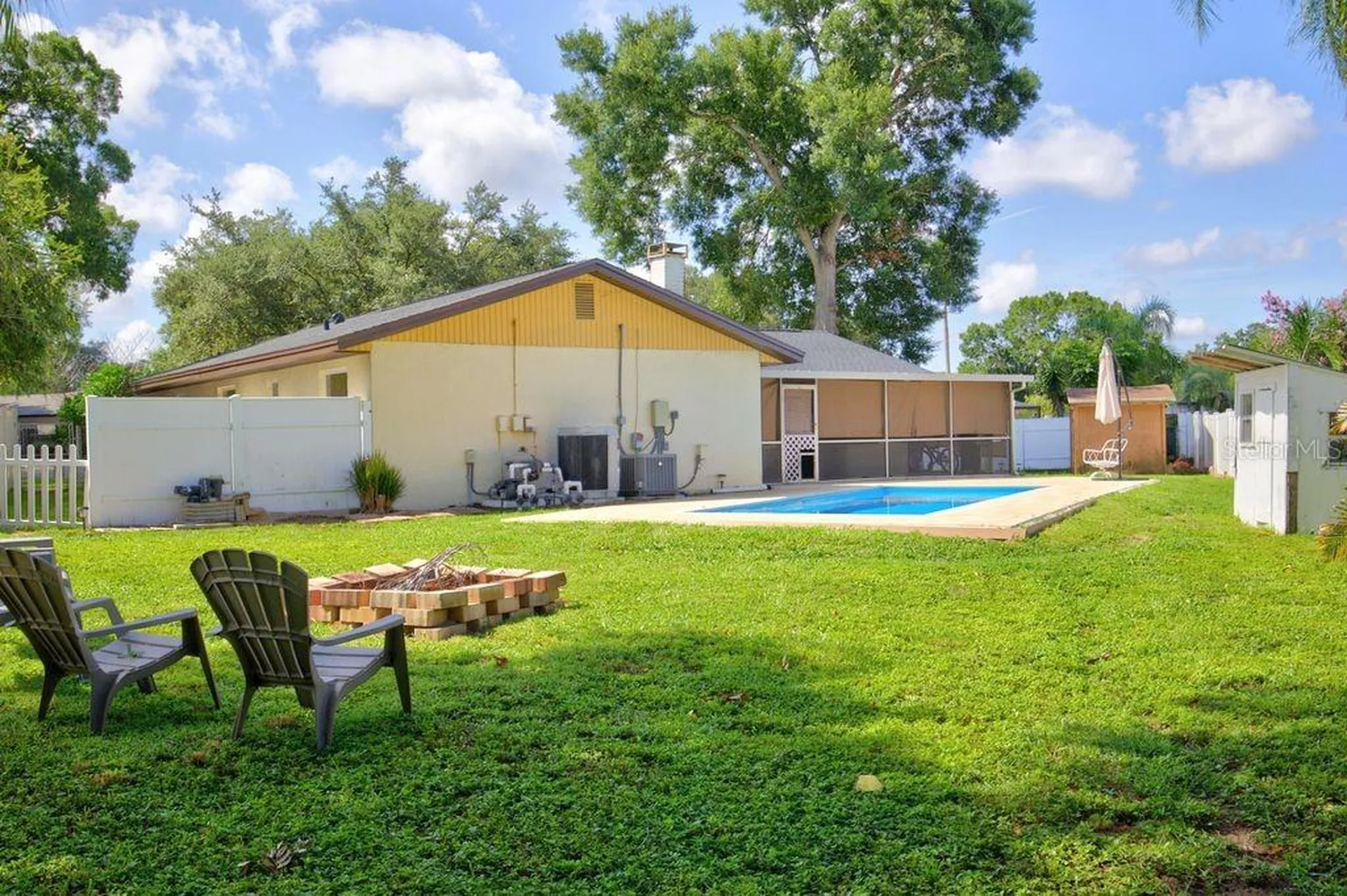 3110 Clovewood Place Seffner FL 33584