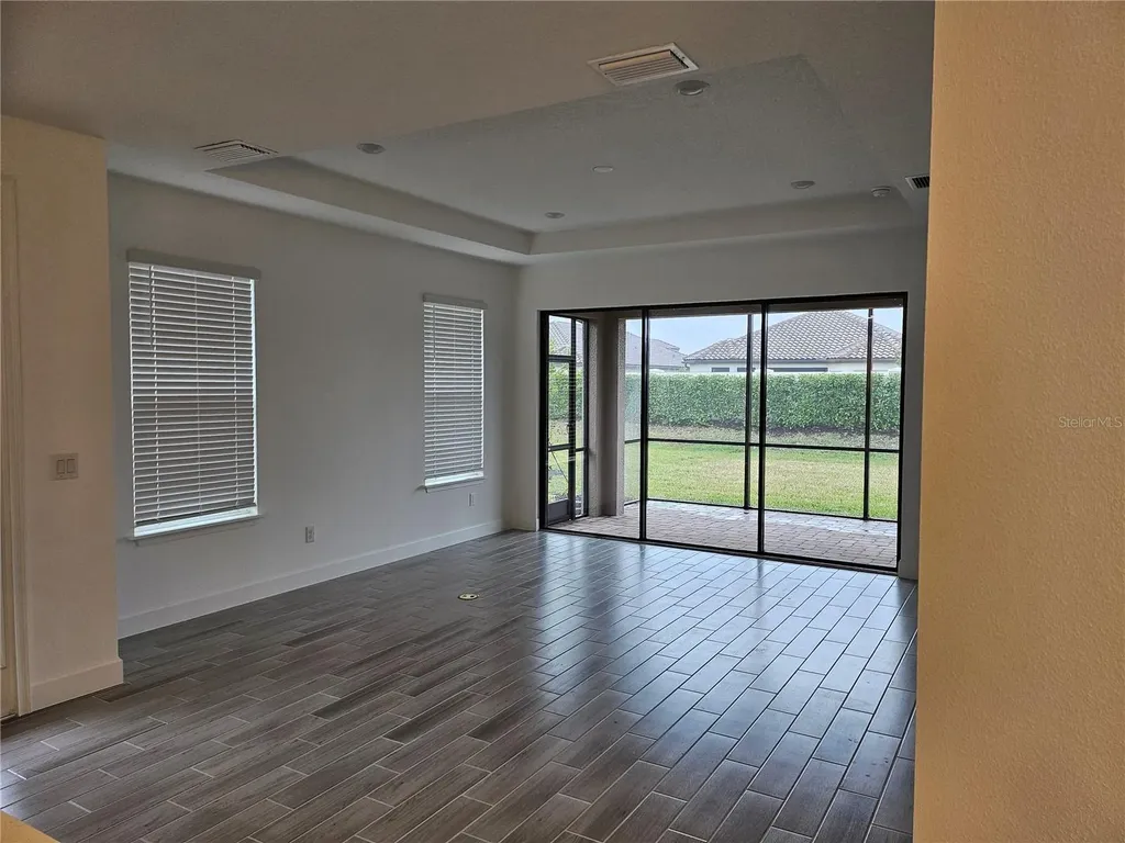 10057 Morning Mist Lane Sarasota FL 34241