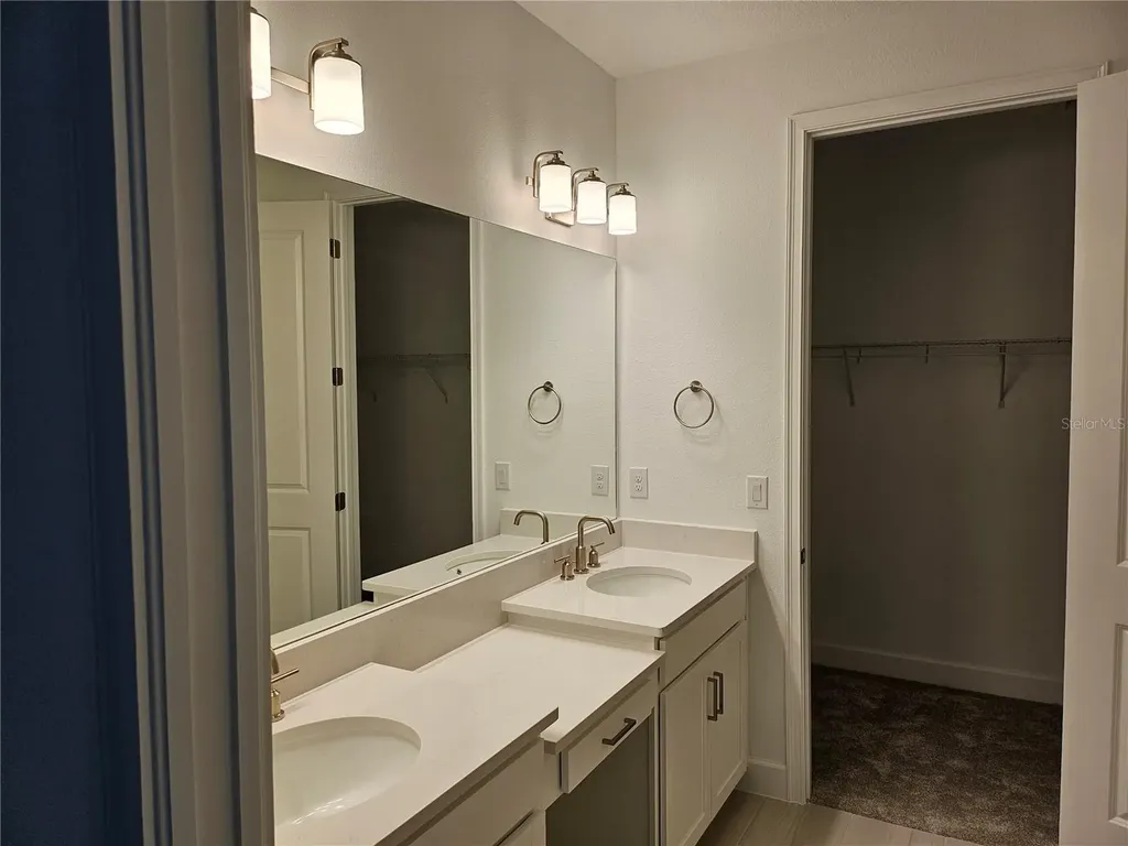 10057 Morning Mist Lane Sarasota FL 34241