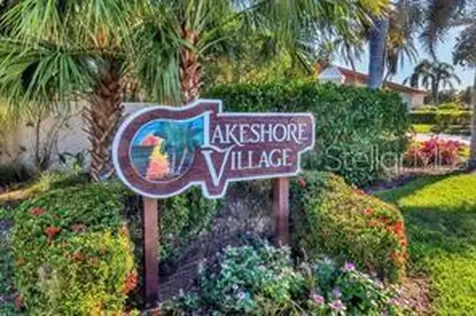 4068 Wilshire Circle E Sarasota FL 34238