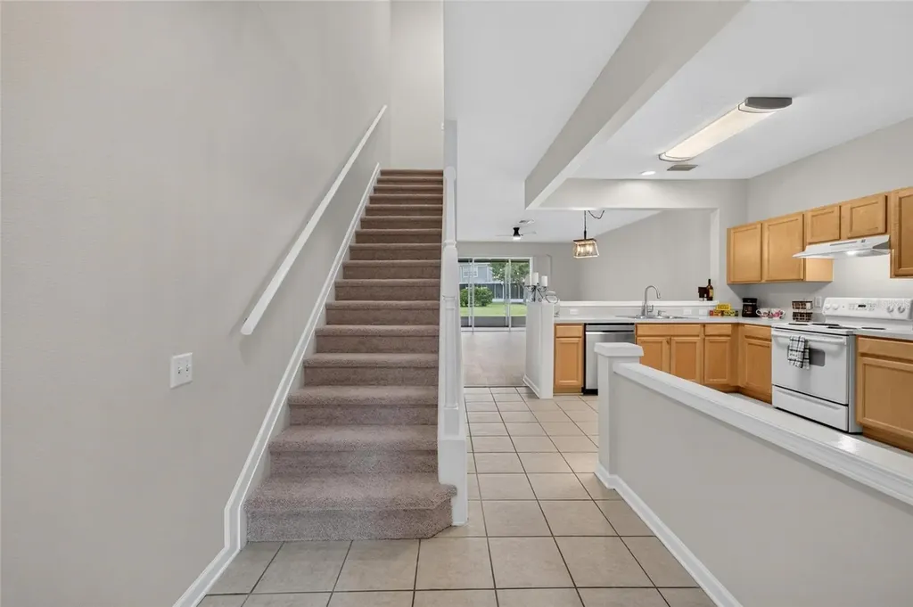 1019 Vista Cay Court Brandon FL 33511